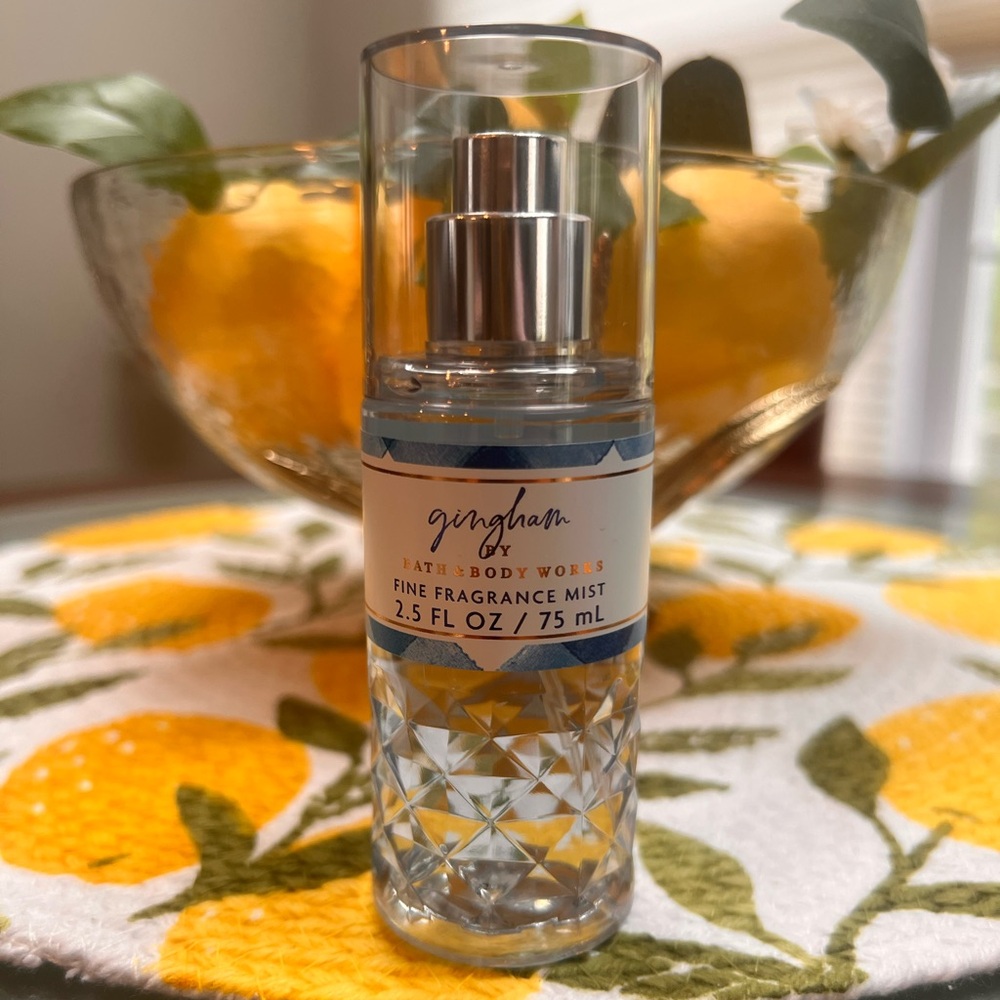 Bath & Body Works Travel Size Gingham Fine Fragrance Mist - Blue